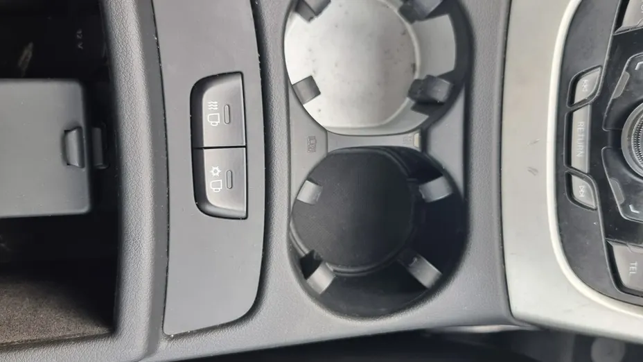 AUDI Q5 -