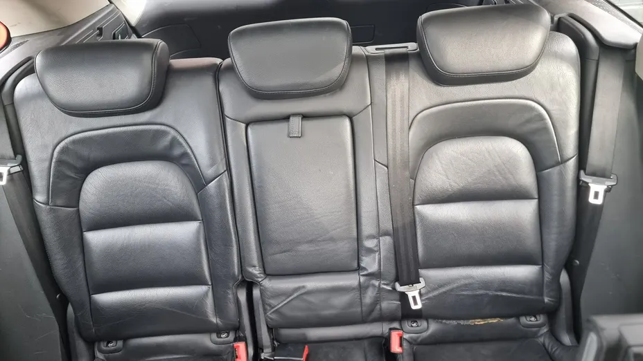 AUDI Q5 -