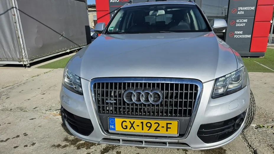 AUDI Q5 -