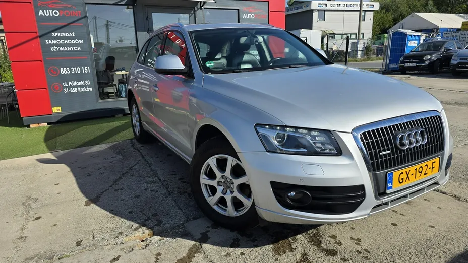AUDI Q5 -