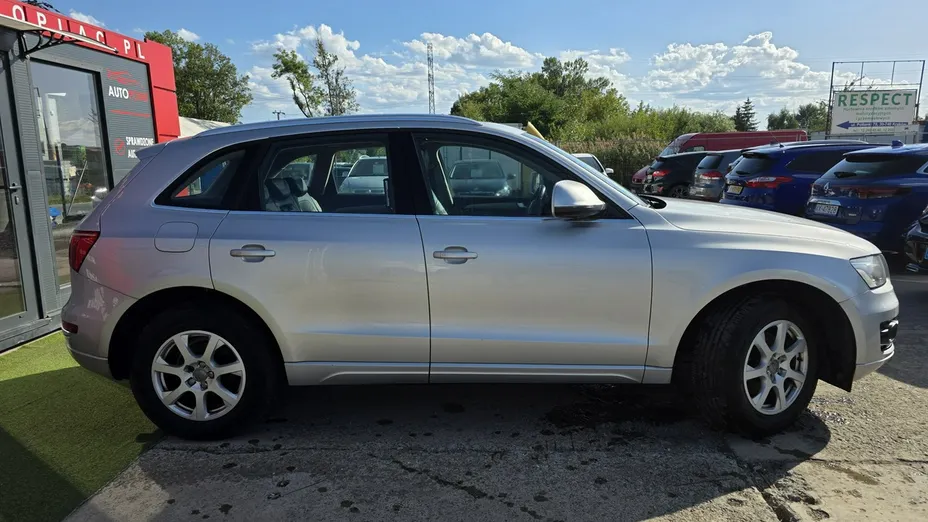 AUDI Q5 -