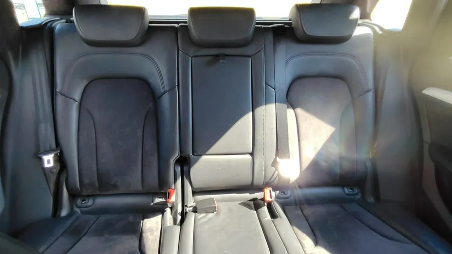 AUDI Q5 -