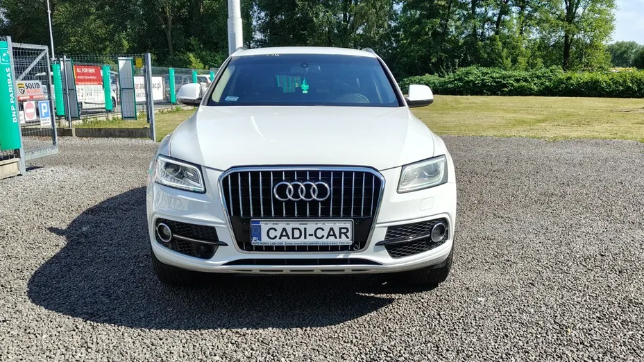 AUDI Q5 -