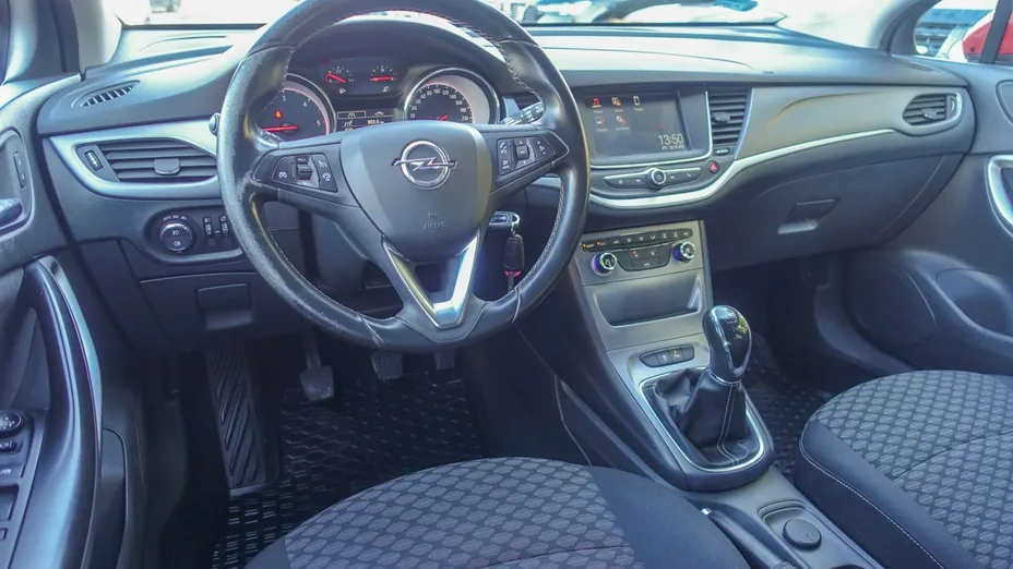 OPEL Astra -