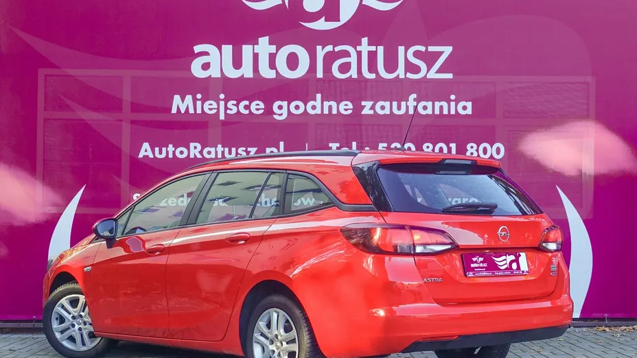 OPEL Astra -