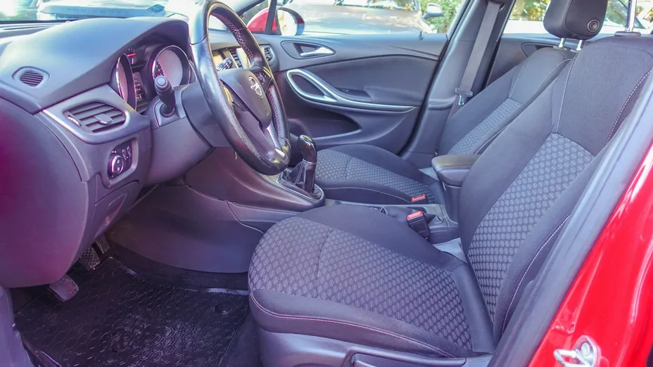 OPEL Astra -