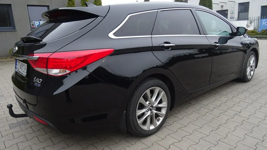 HYUNDAI i40 -