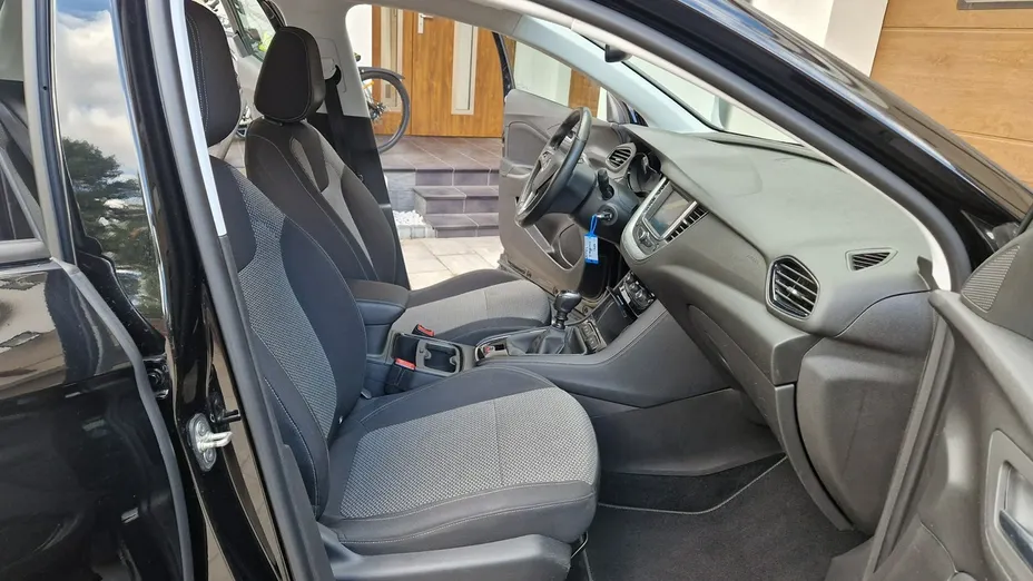 OPEL Grandland X -