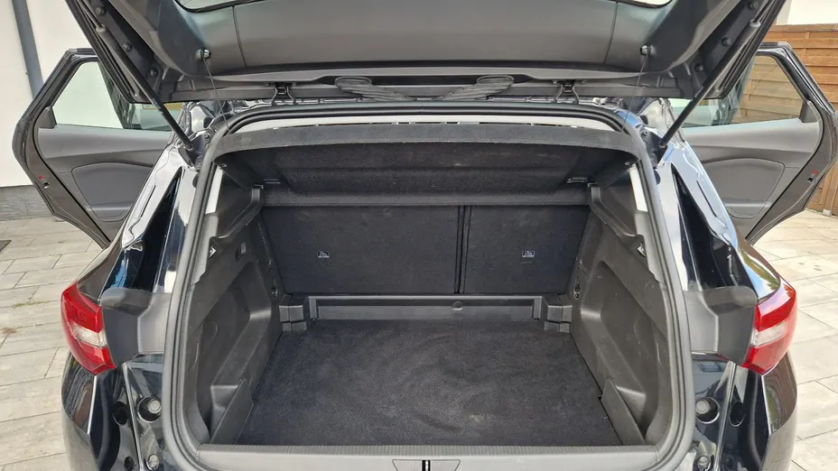 OPEL Grandland X -