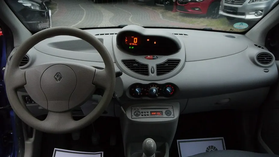 RENAULT Twingo -
