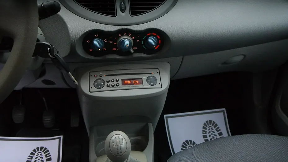 RENAULT Twingo -