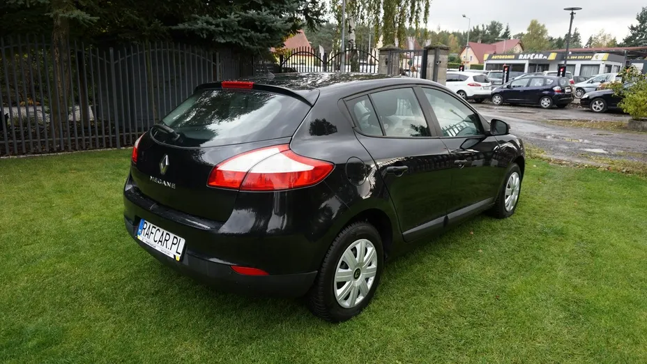 RENAULT Megane -