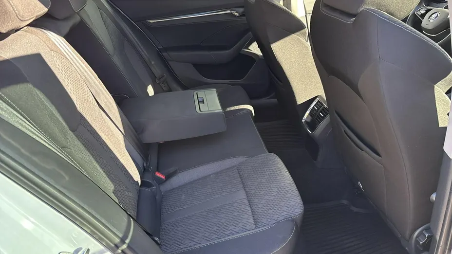 SKODA Octavia -