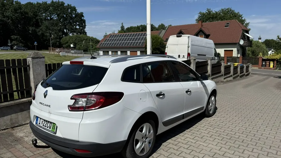 RENAULT Megane -