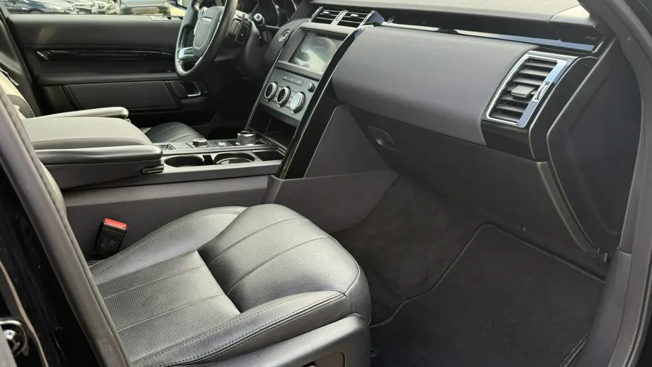LAND ROVER Discovery -