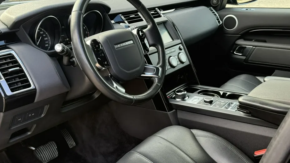LAND ROVER Discovery -