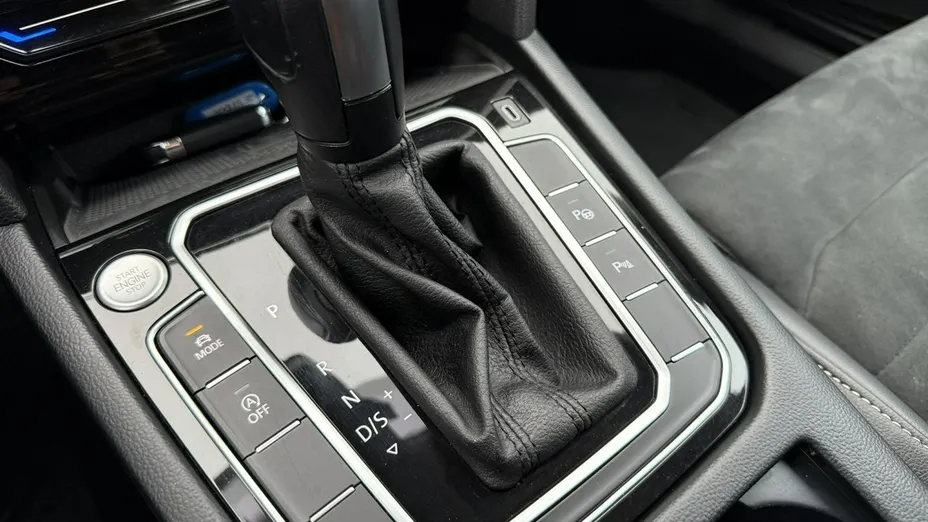 VOLKSWAGEN Passat Passat 2.0 TDI Elegance DSG