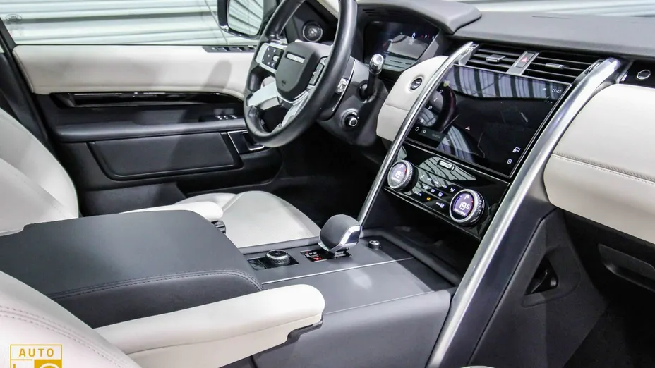 LAND ROVER Discovery -