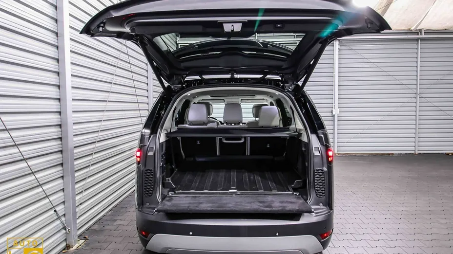 LAND ROVER Discovery -