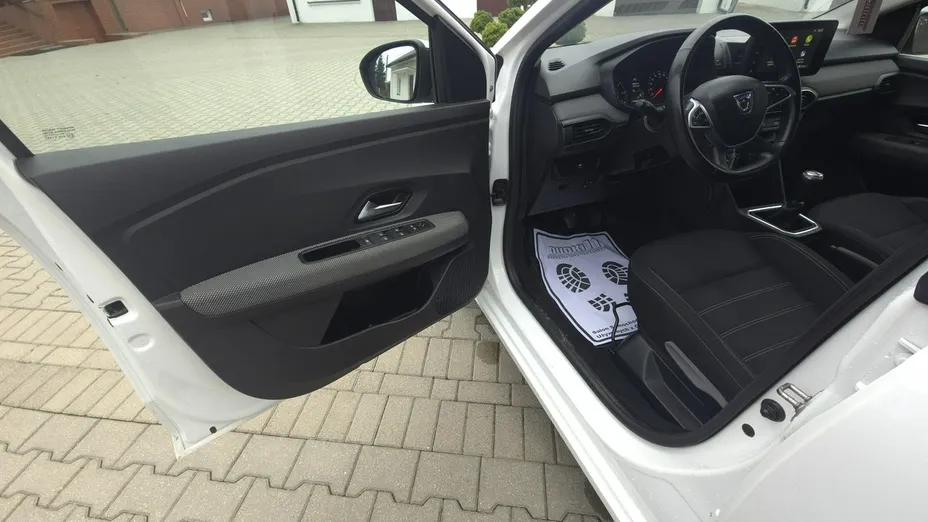 DACIA Logan -