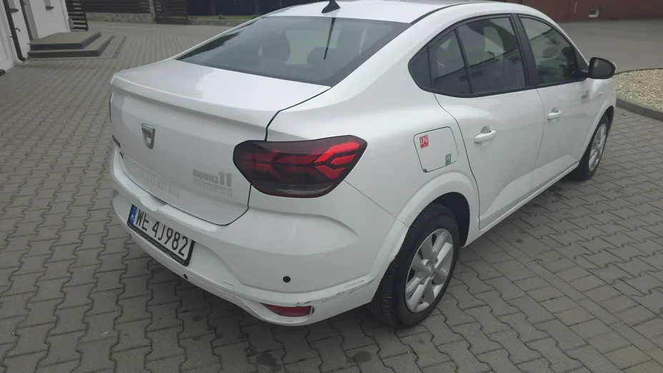 DACIA Logan -