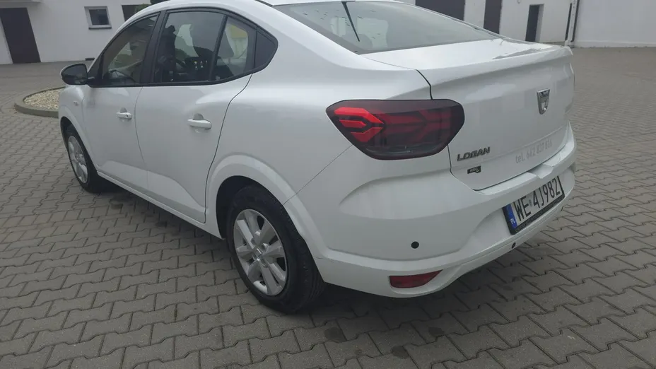 DACIA Logan -