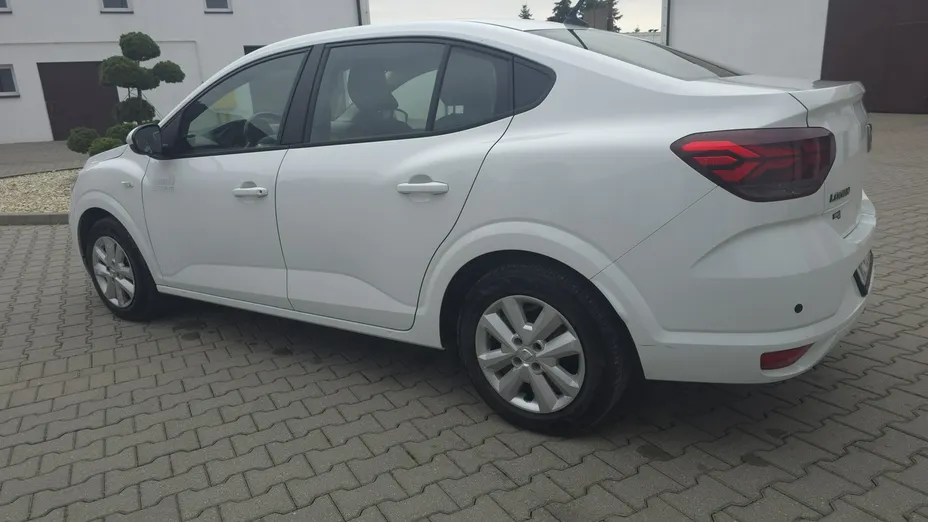 DACIA Logan -