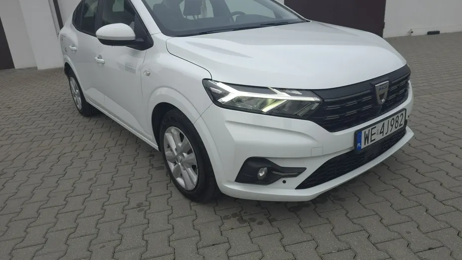 DACIA Logan -