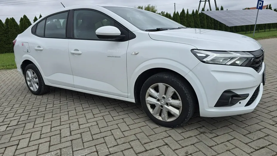 DACIA Logan -