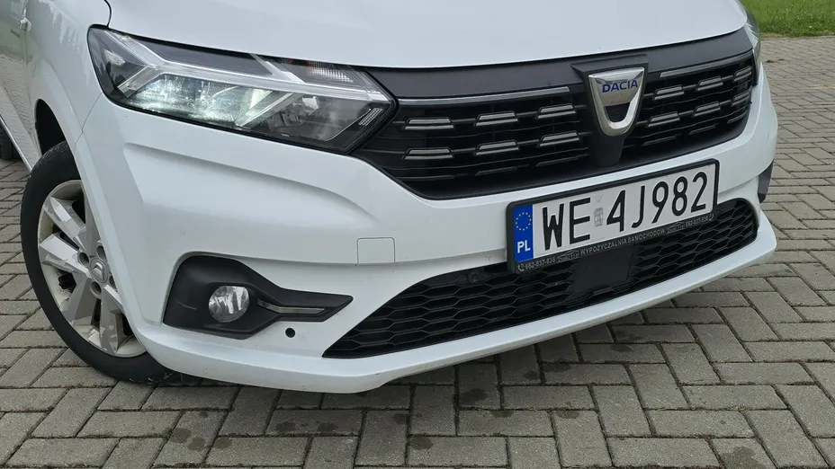 DACIA Logan -