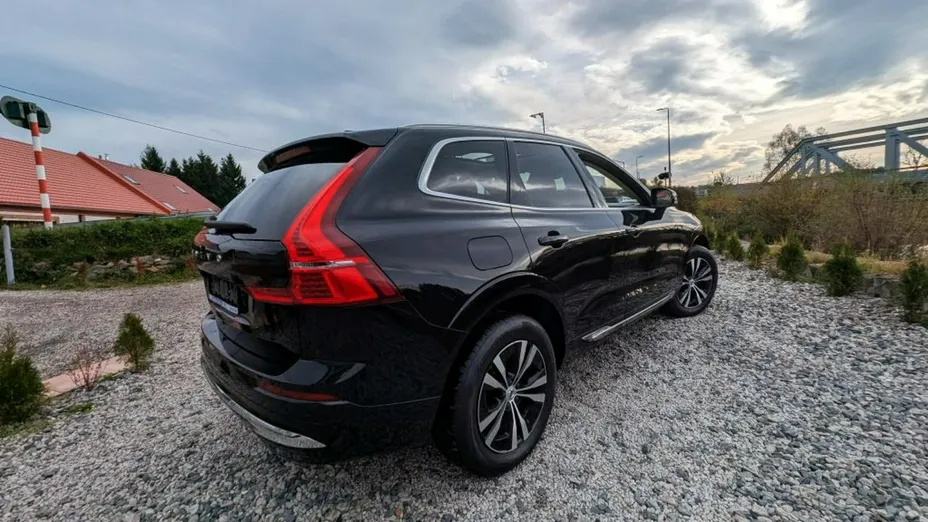 VOLVO XC60 -
