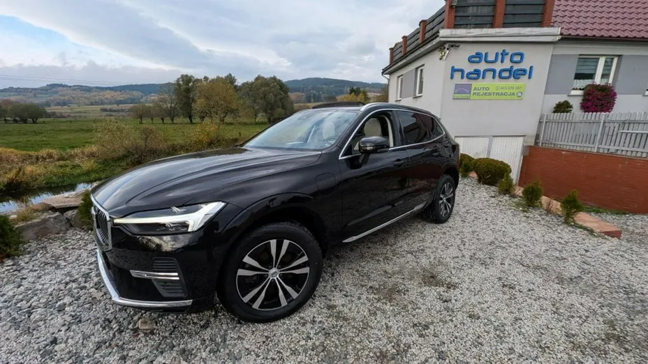 VOLVO XC60 -