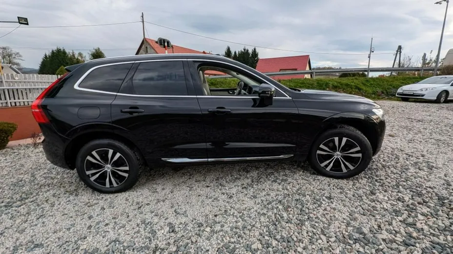 VOLVO XC60 -