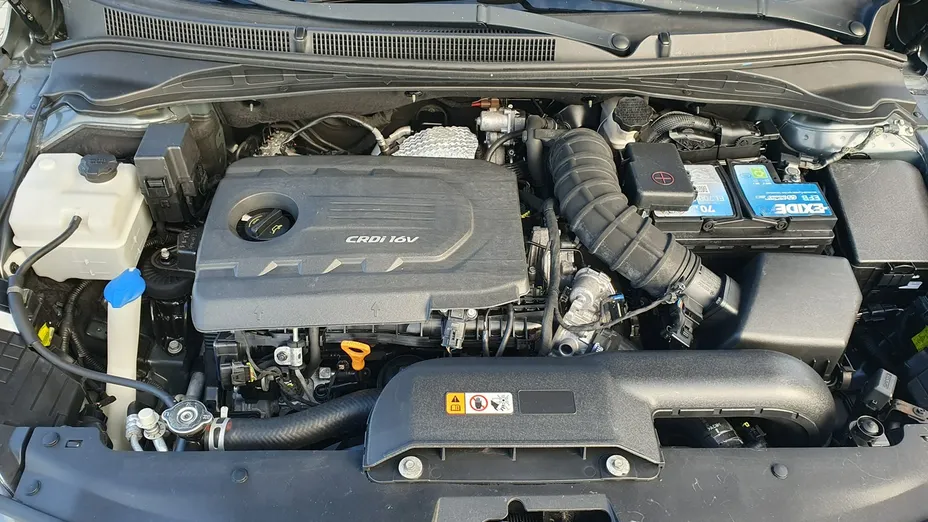 HYUNDAI i40 -