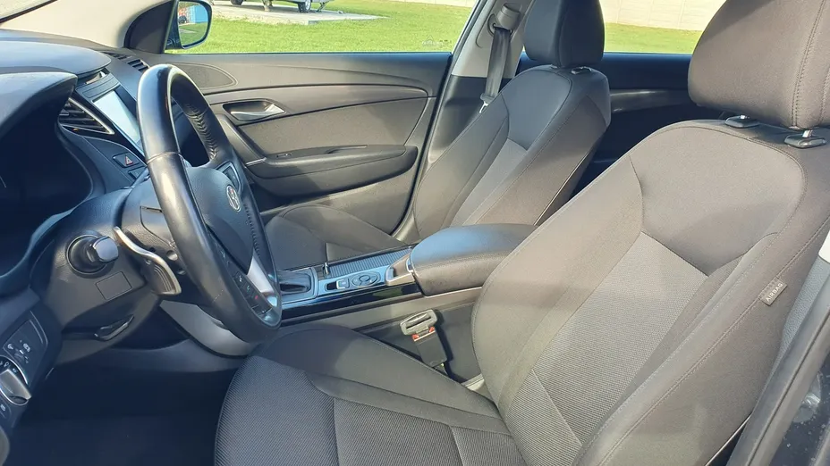 HYUNDAI i40 -