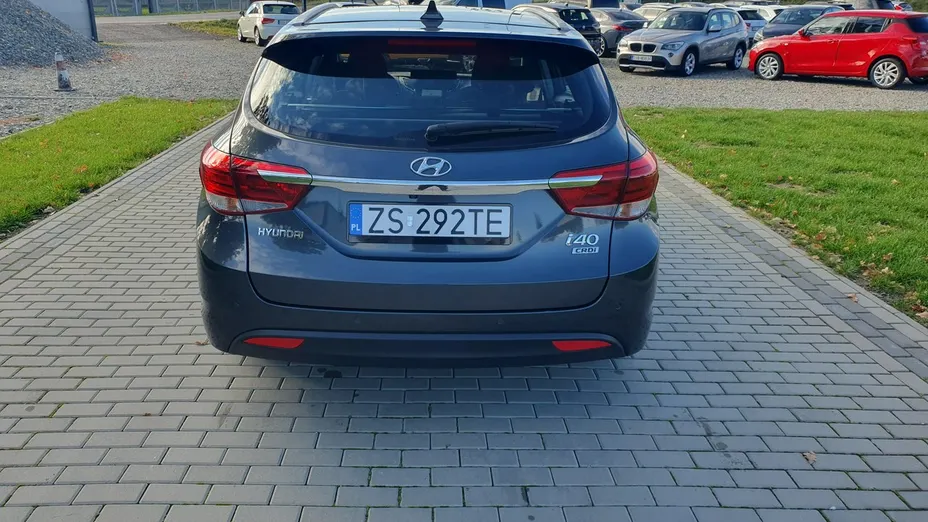 HYUNDAI i40 -