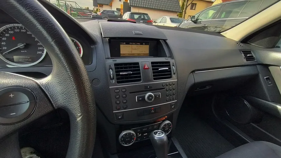 MERCEDES-BENZ C Klasa -