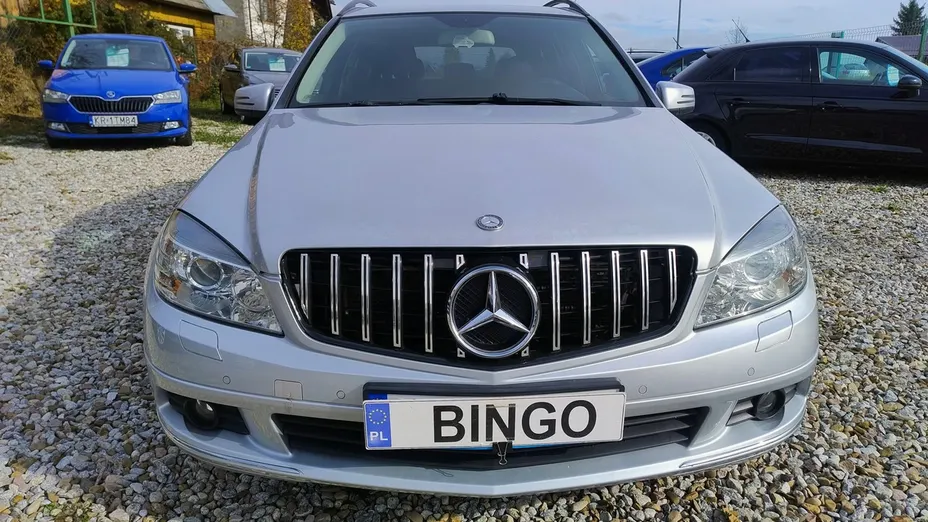 MERCEDES-BENZ C Klasa -