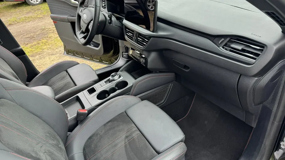 FORD Kuga -