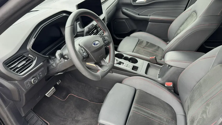 FORD Kuga -