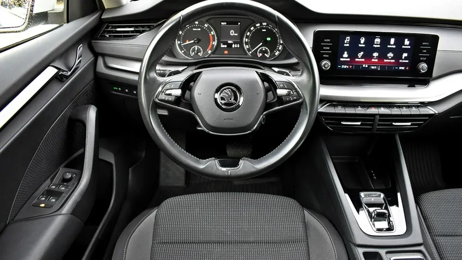 SKODA Octavia -