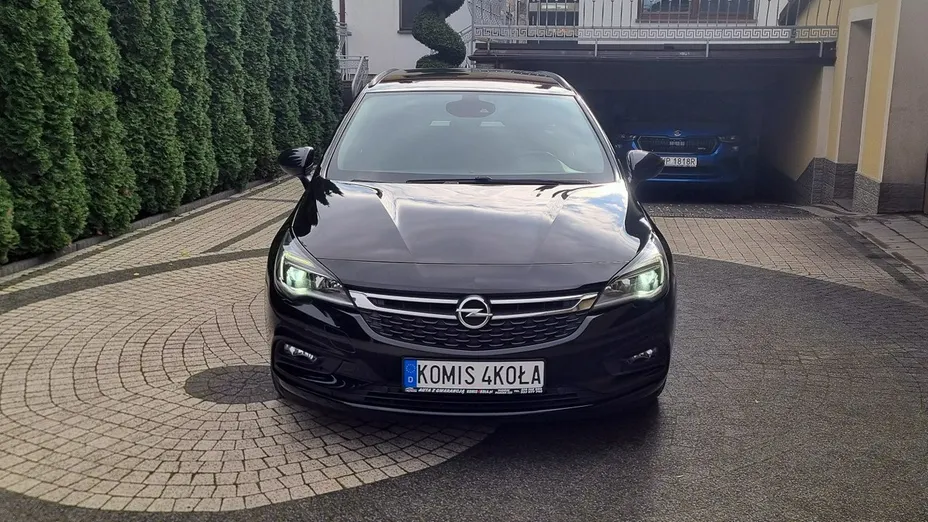 OPEL Astra -