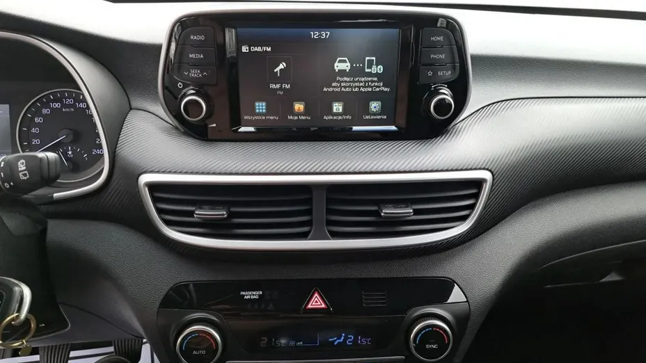 HYUNDAI Tucson -