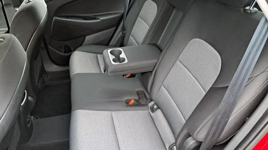 HYUNDAI Tucson -