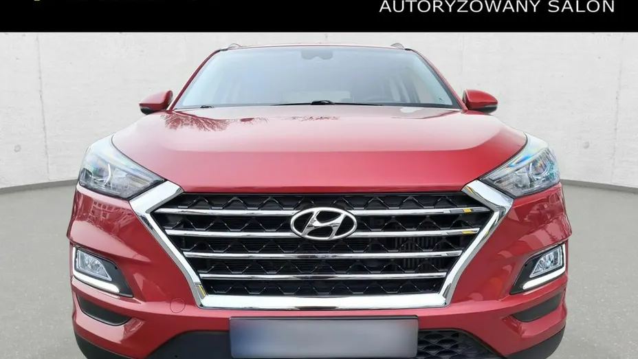 HYUNDAI Tucson -