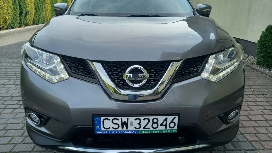 NISSAN X-Trail -