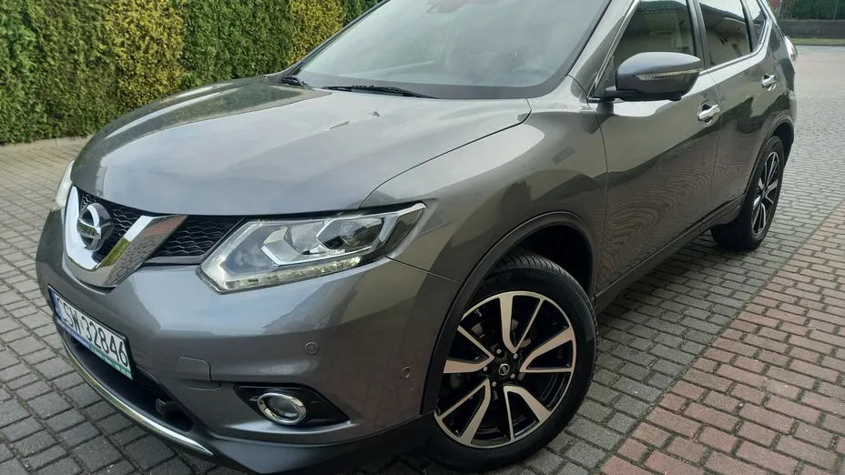 NISSAN X-Trail -