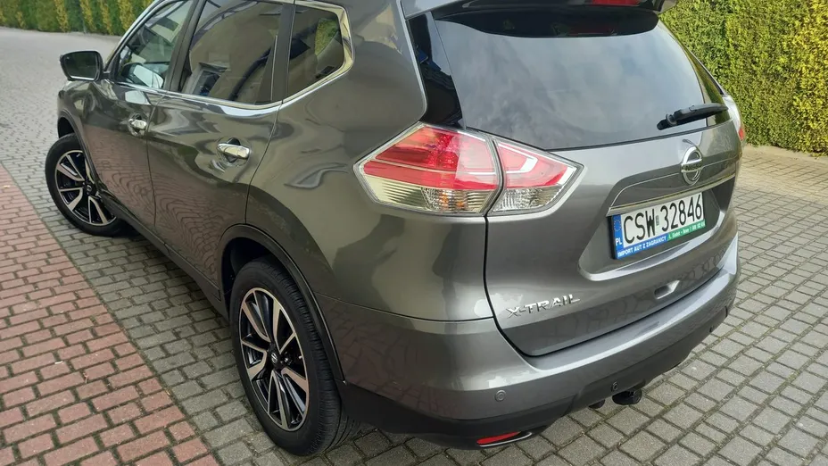 NISSAN X-Trail -