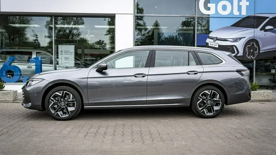 VOLKSWAGEN Passat -