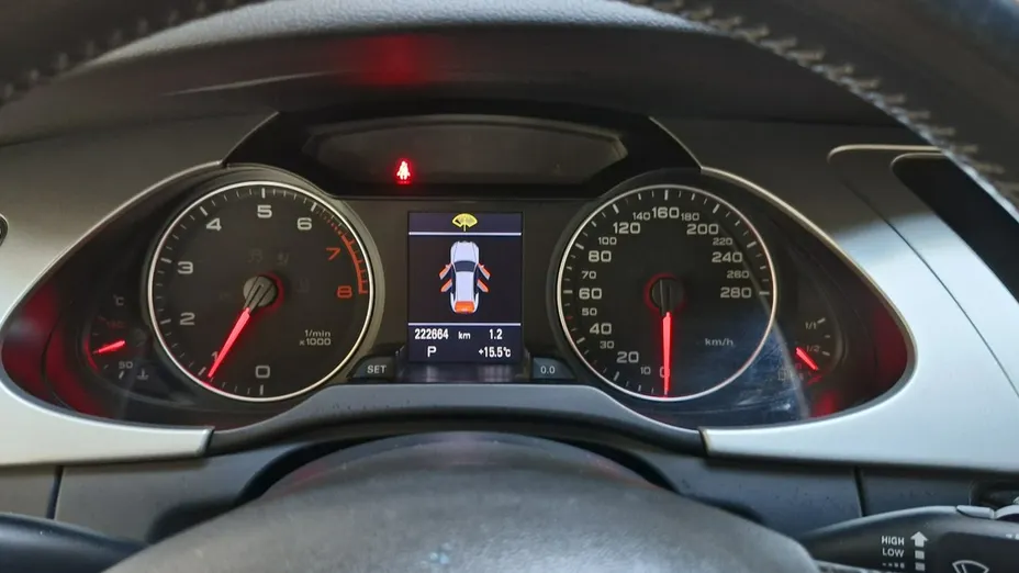 AUDI A4 -